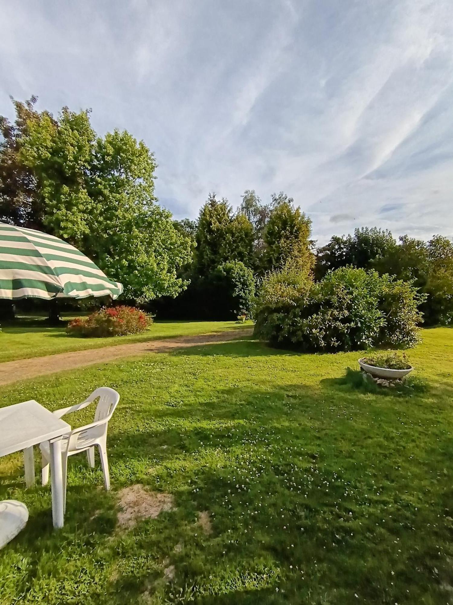 Maison Du Roumois 1 Chambre Villa Les Monts du Roumois Exterior photo